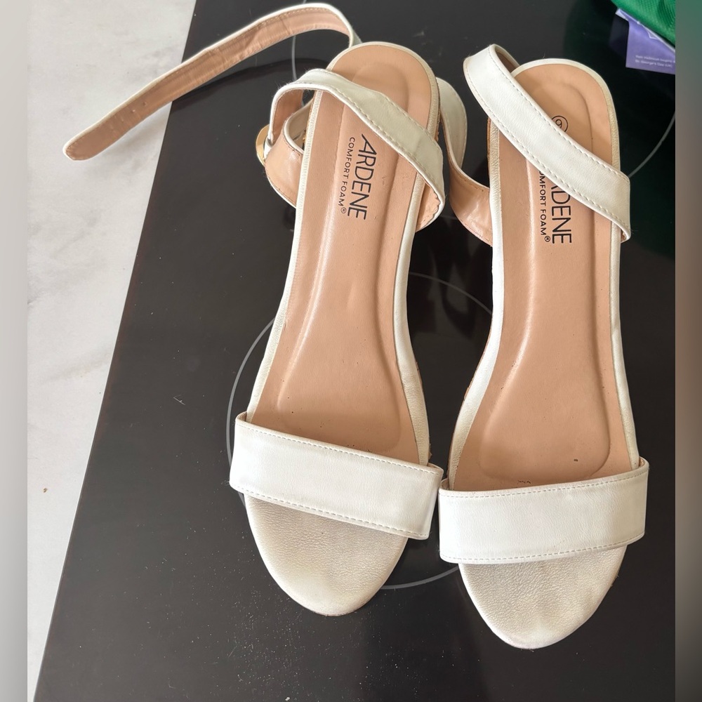 Ardene Women's Cream Wedge Sandals